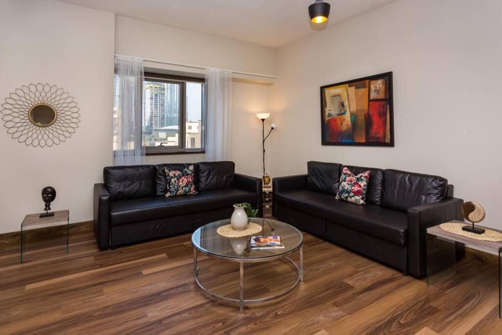 דובאי Higuests - Roomy Apt With Infinity Pool Close To Burj Khalifa מראה חיצוני תמונה